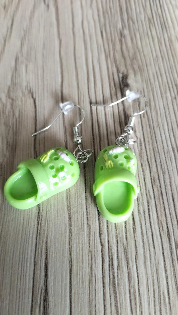 Boucles d'oreilles crocs sabots verts